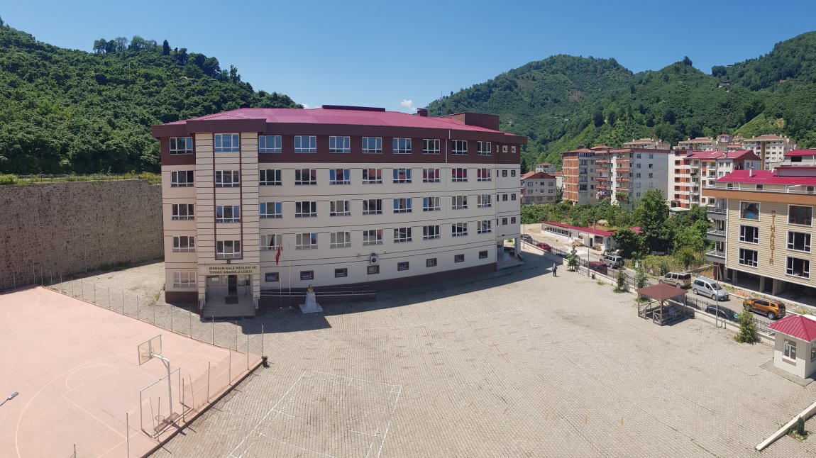 Giresun Kale Mesleki ve Teknik Anadolu Lisesi Fotoğrafı